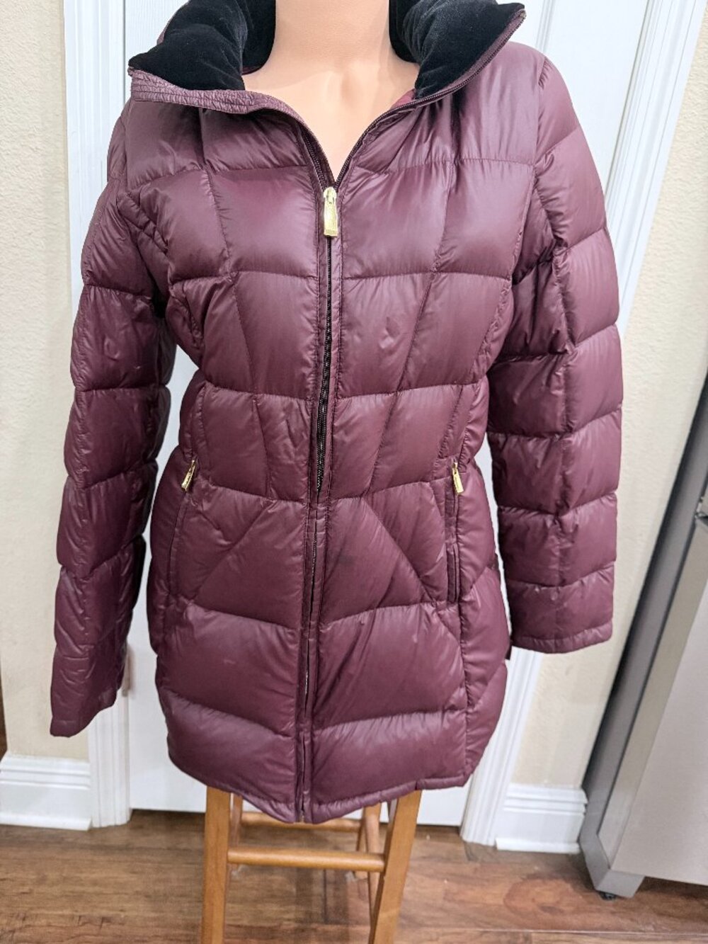 Calvin Klein Packable Premium Down Coat M Burgundy Hooded Lightweight Puffer